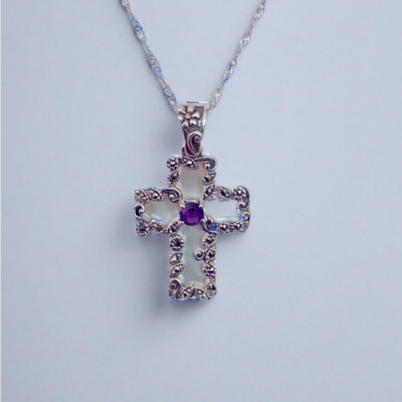Silver Cross Pendant Necklace! - Picture 2 of 7